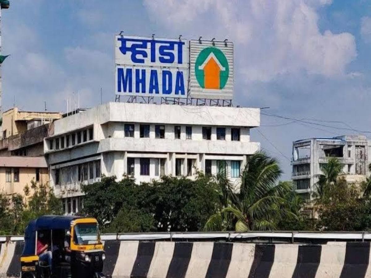 Urgent Approval for Housing Projects: म्हाडाच्या शिरूर, खराबवाडी प्रकल्पांच्या प्रशासकीय मान्यता तातडीने पूर्ण करा