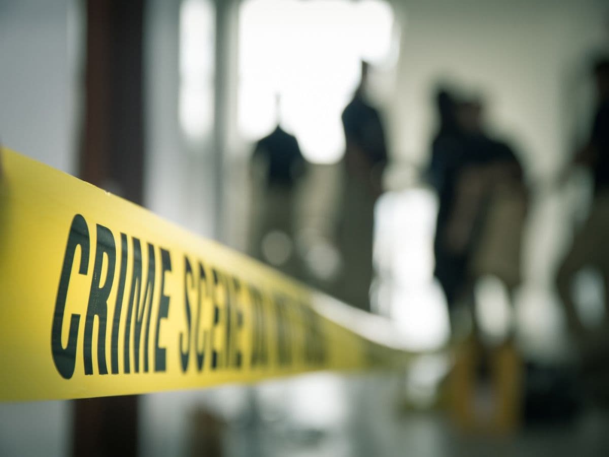 Mysterious Death of a Father: तीन मुलांचा बाप महिलेचे कपडे घालून आत्महत्या का केली?
