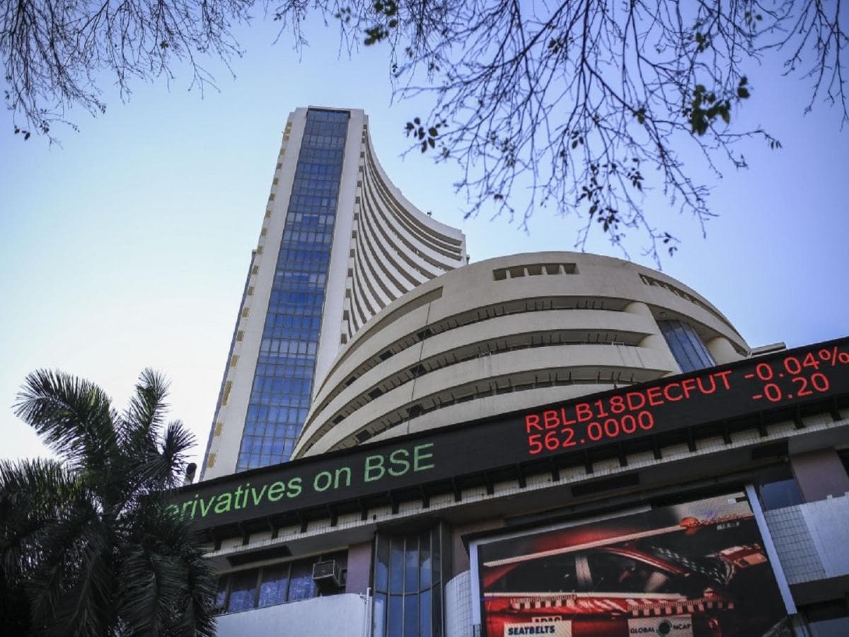 Share Market Growth: शेअर बाजाराची वाढीसह सांगता; सेन्सेक्समध्ये ३७४ अंकांची उसळी, रिलायन्सच्या शेअरने बाजी मारली