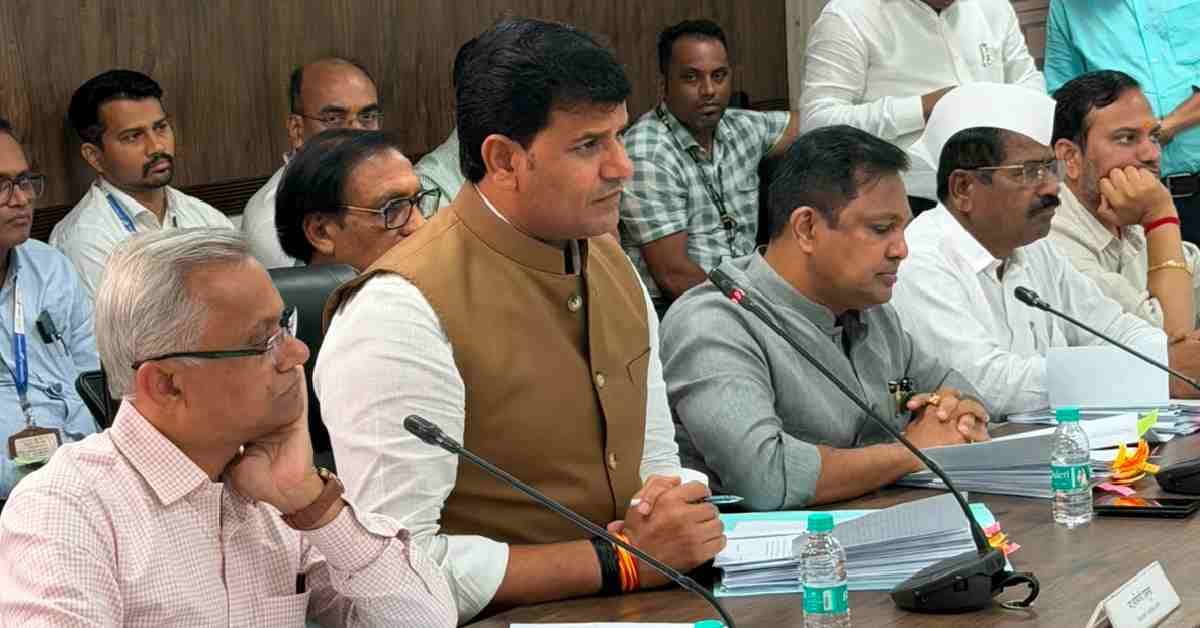 Amravati Land Scam: रवी राणा यांचा अधिकाऱ्यांवर गुन्हे दाखल करण्याचा आदेश
