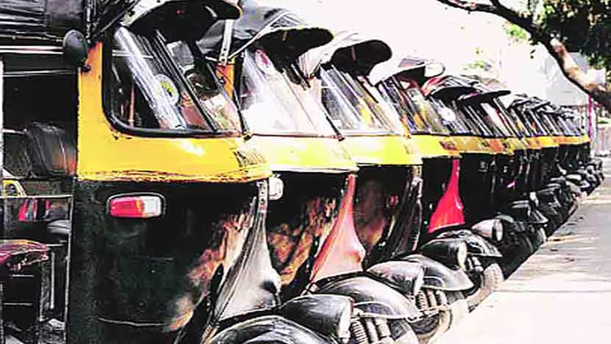 Efforts of Taxi Drivers to Learn Marathi:रिक्षा-टॅक्सी चालकांची मराठी शिकण्याची कसरत