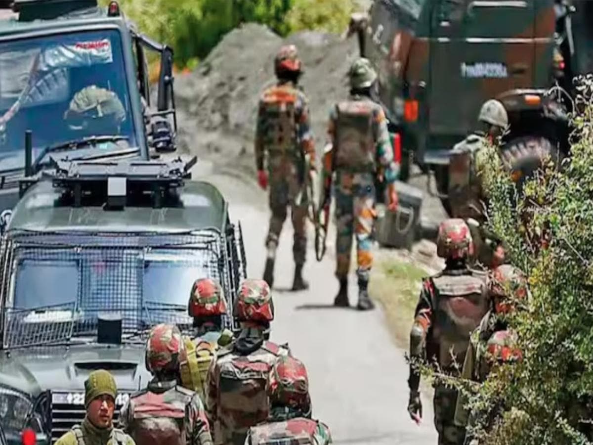 Explosion while defusing bomb:जम्मू-काश्मीरमध्ये दोन जवान गंभीर जखमी