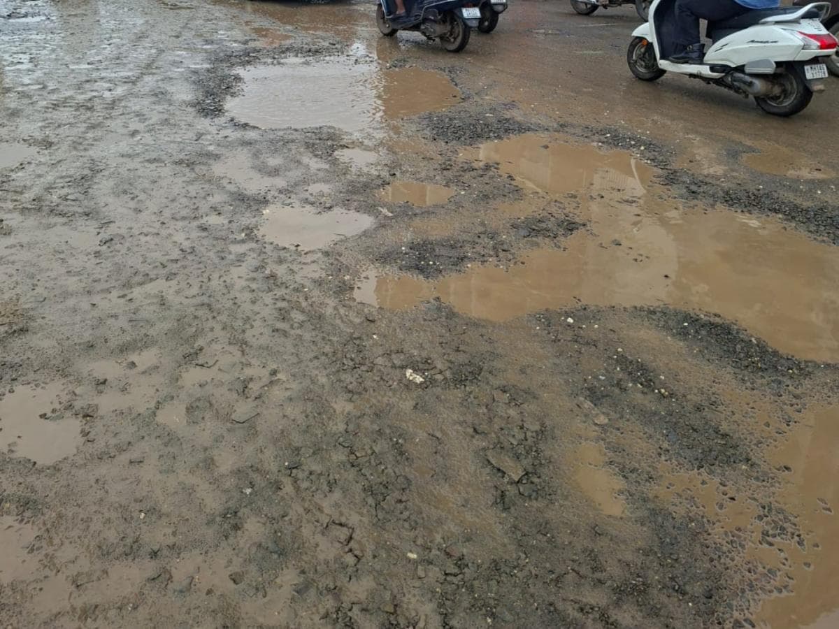 mayor s claim of fewer pothole