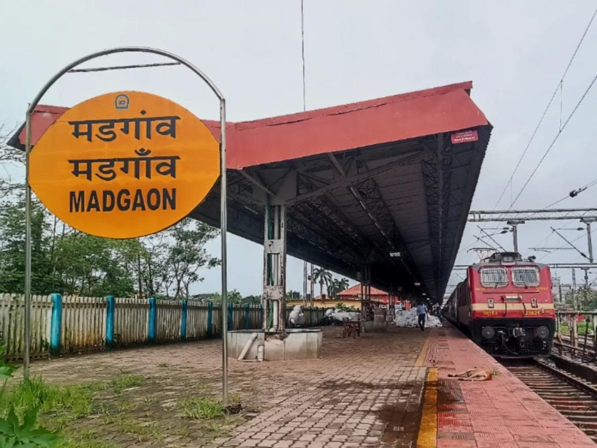 Weekend Special Trains: मुंबई-गोवा दरम्यान ४ विशेष ट्रेन सेवा