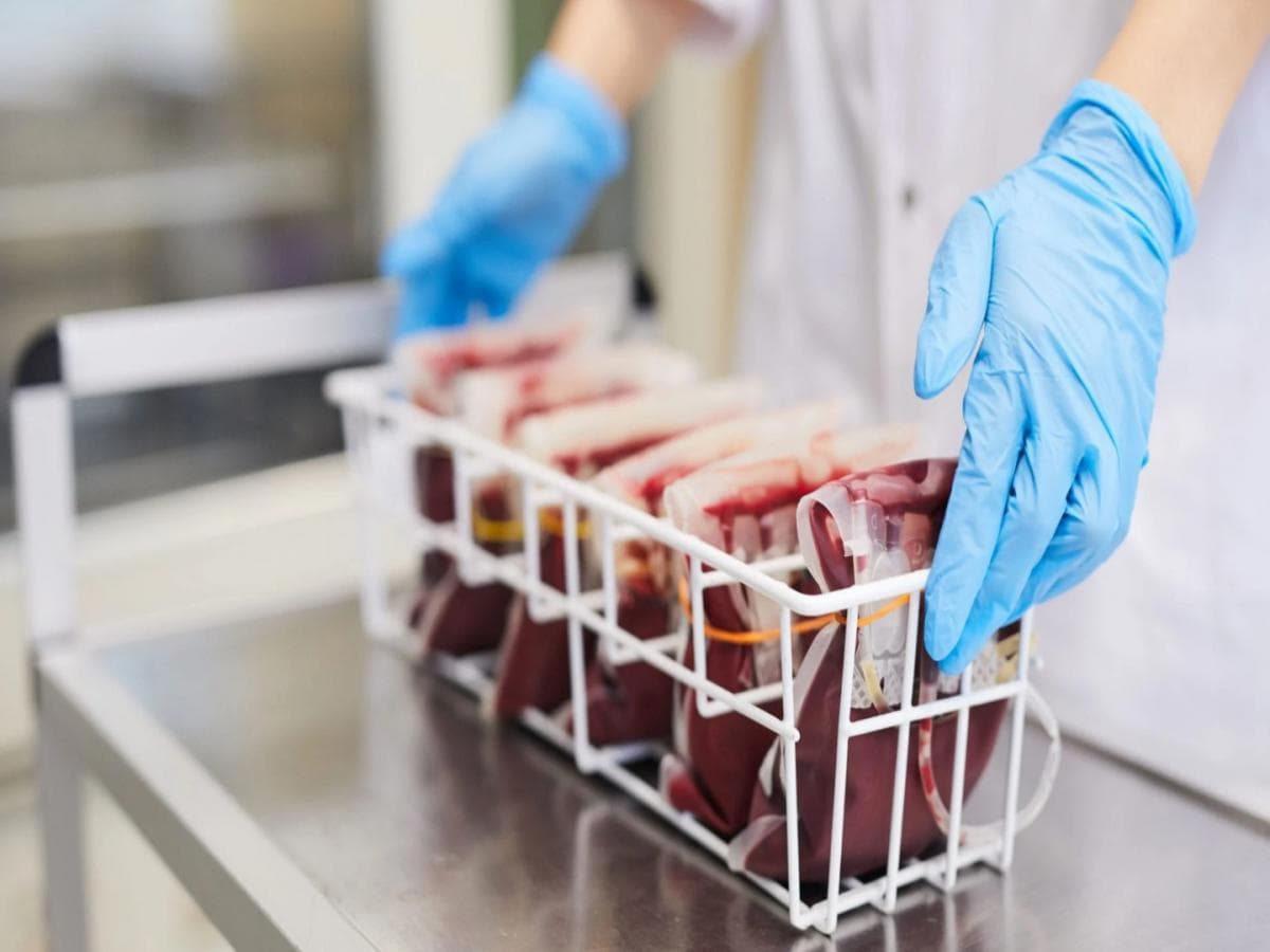 New Regulations for Blood Banks:राज्यातील सर्व रक्तपेढ्या व केंद्रांसाठी कडक नियमावीली जाहीर
