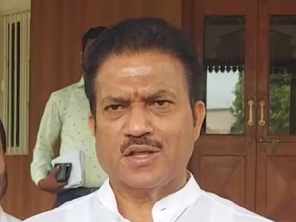 Political Manipulation:मराठा समाजाची फसवणूक, शशिकांत शिंदे यांची टीका