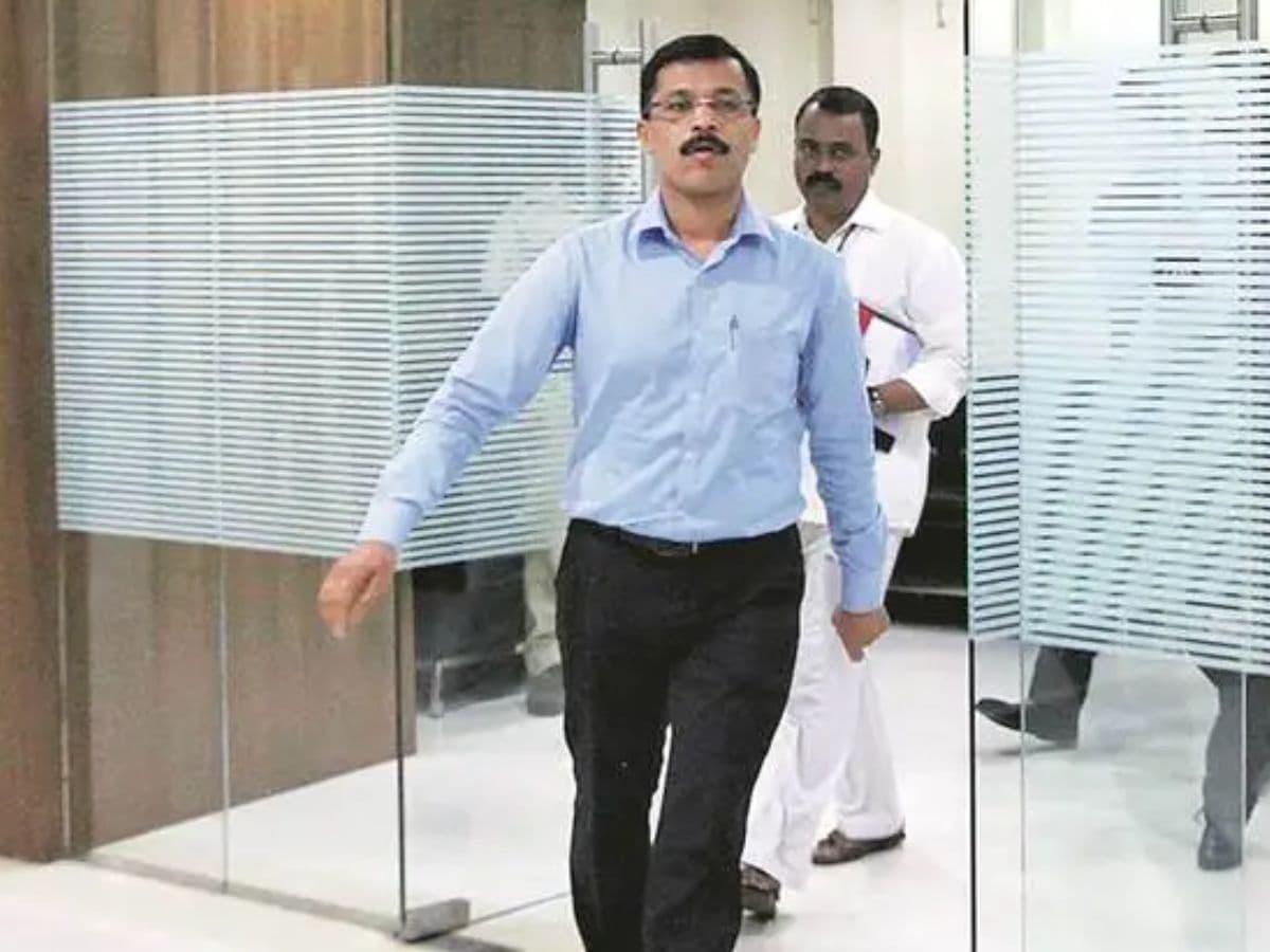 FDA mandates testing for blood bags: प्रत्येक रक्तपिशवीची एचआयव्ही, हिपॅटायटिस अन् मलेरिया चाचणी अनिवार्य; FDA कडून नियमावली जारी