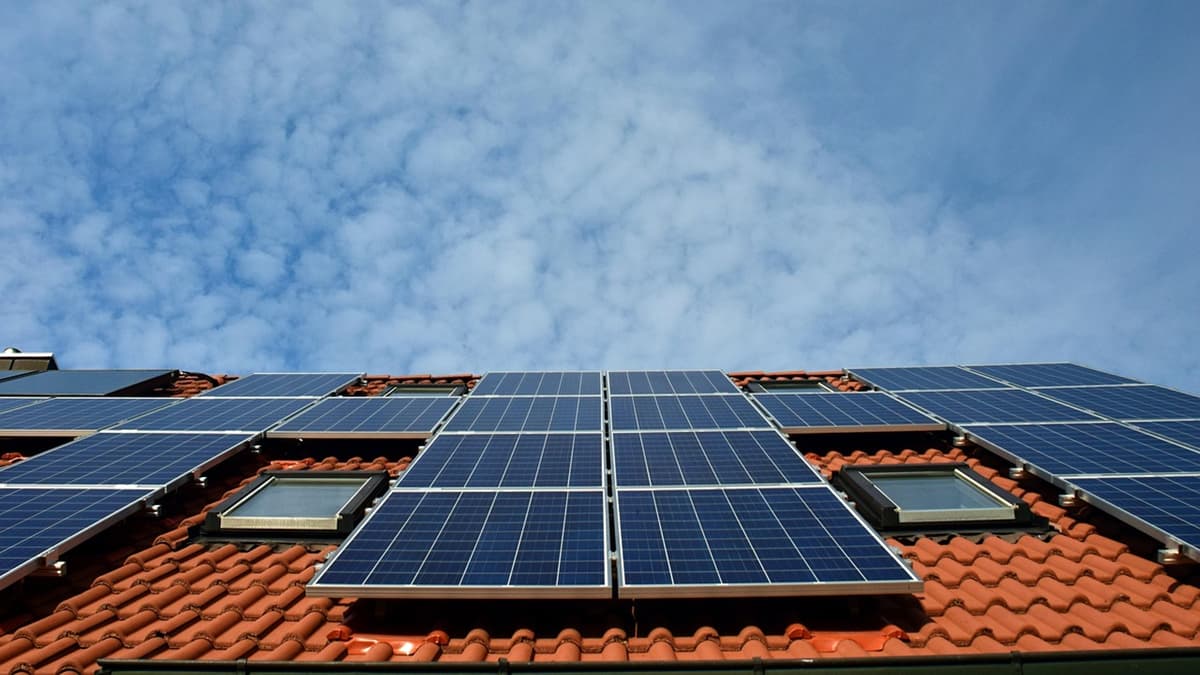 Solar Energy Challenges:सौरऊर्जेच्या अडचणी